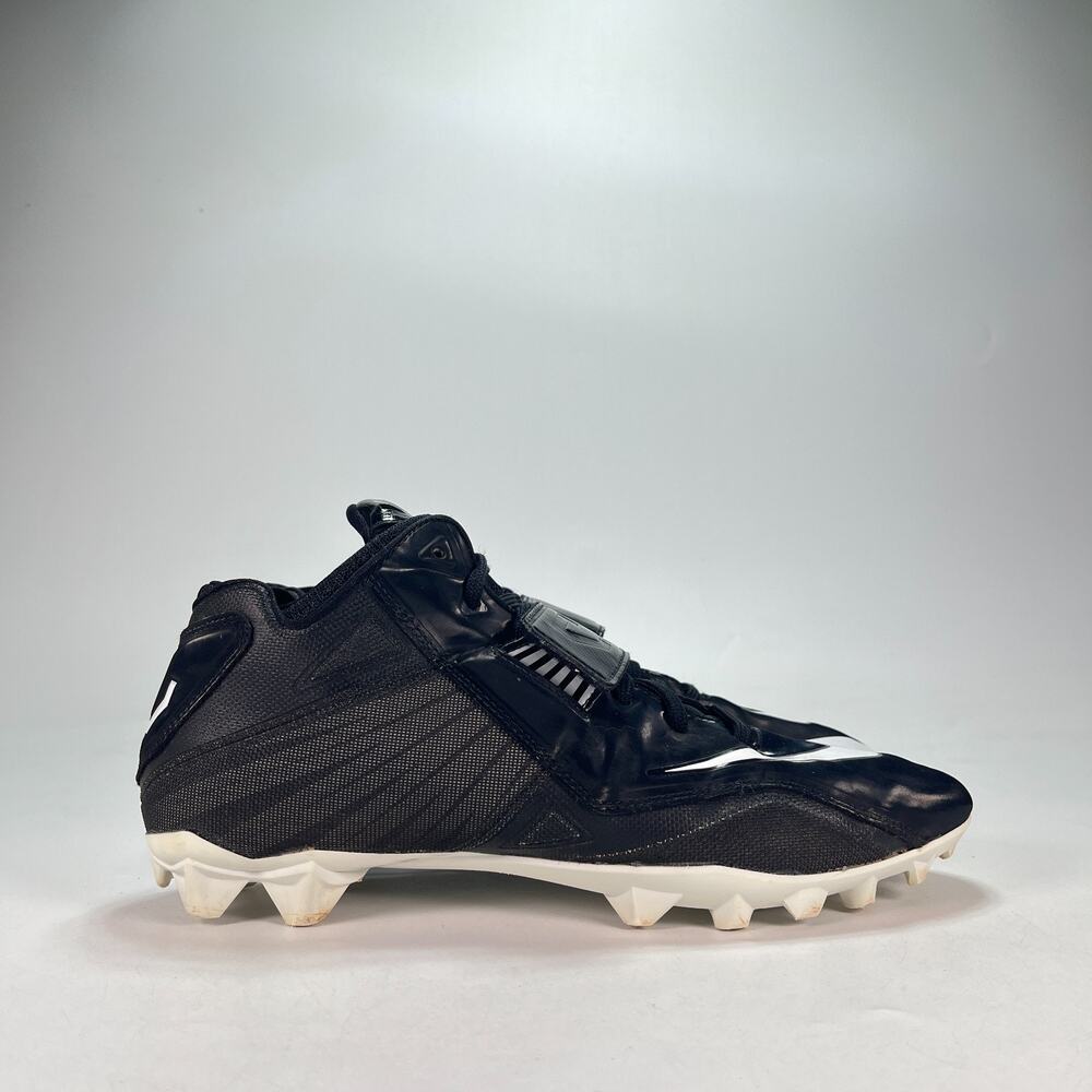 Nike CJ Strike 2 TD Black White Low Top Football Cleats 678119-010 Men's Size 11